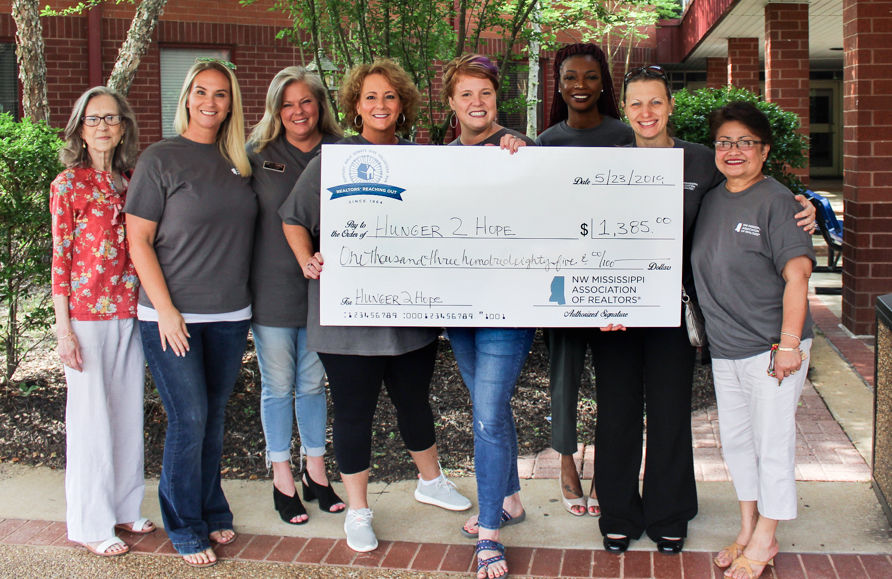 Realtors donate to Hunger 2 Hope
